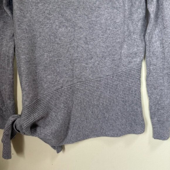 Club Monaco 100% Cashmere Sweater Asymmetrical Hem Pullover Ribbed Soft Knit S - Picture 8 of 14